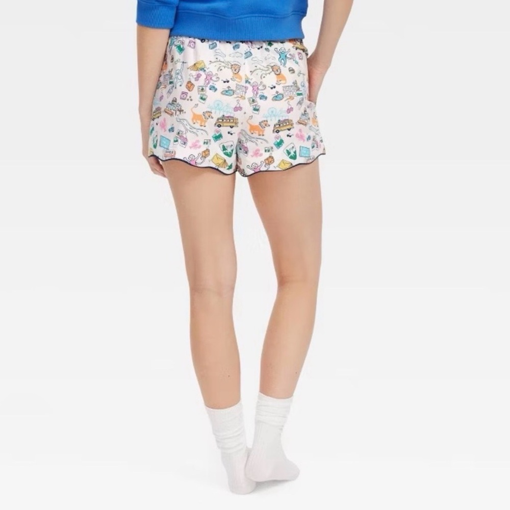 Roller Rabbit x Target Collab Road Trip High Waist Shorts Medium NWT - Picture 4 of 9